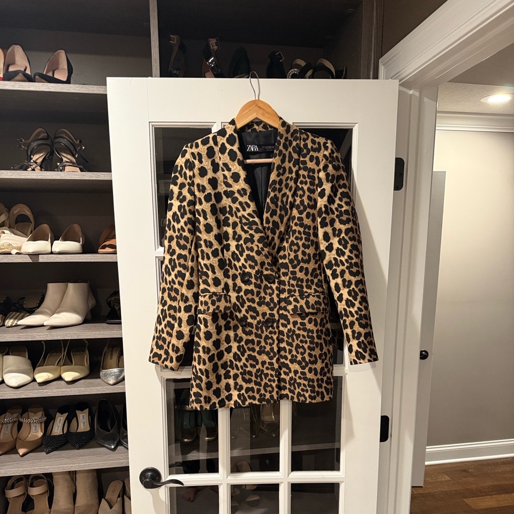 ZARA NWT Animal Print Button Frock Coat